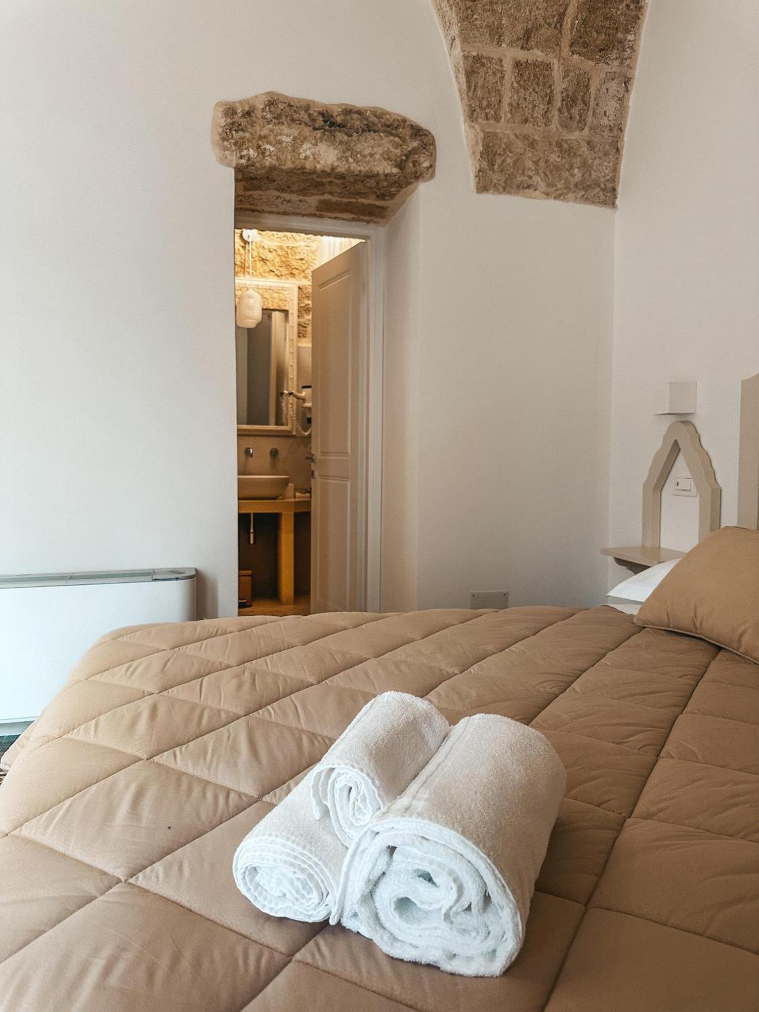 Palazzo Alma Luxury Rooms 카사라노 외부 사진