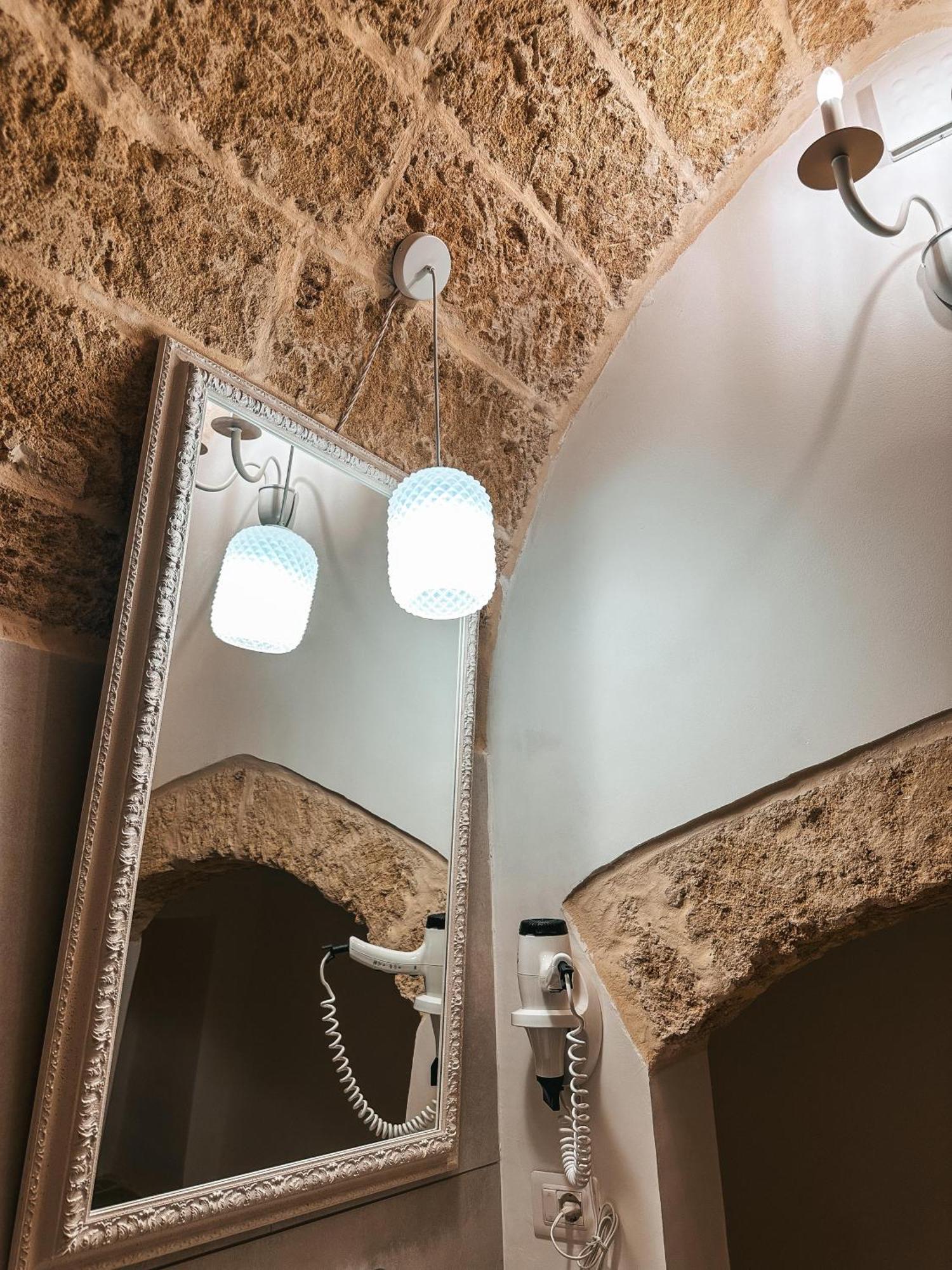 Palazzo Alma Luxury Rooms 카사라노 외부 사진
