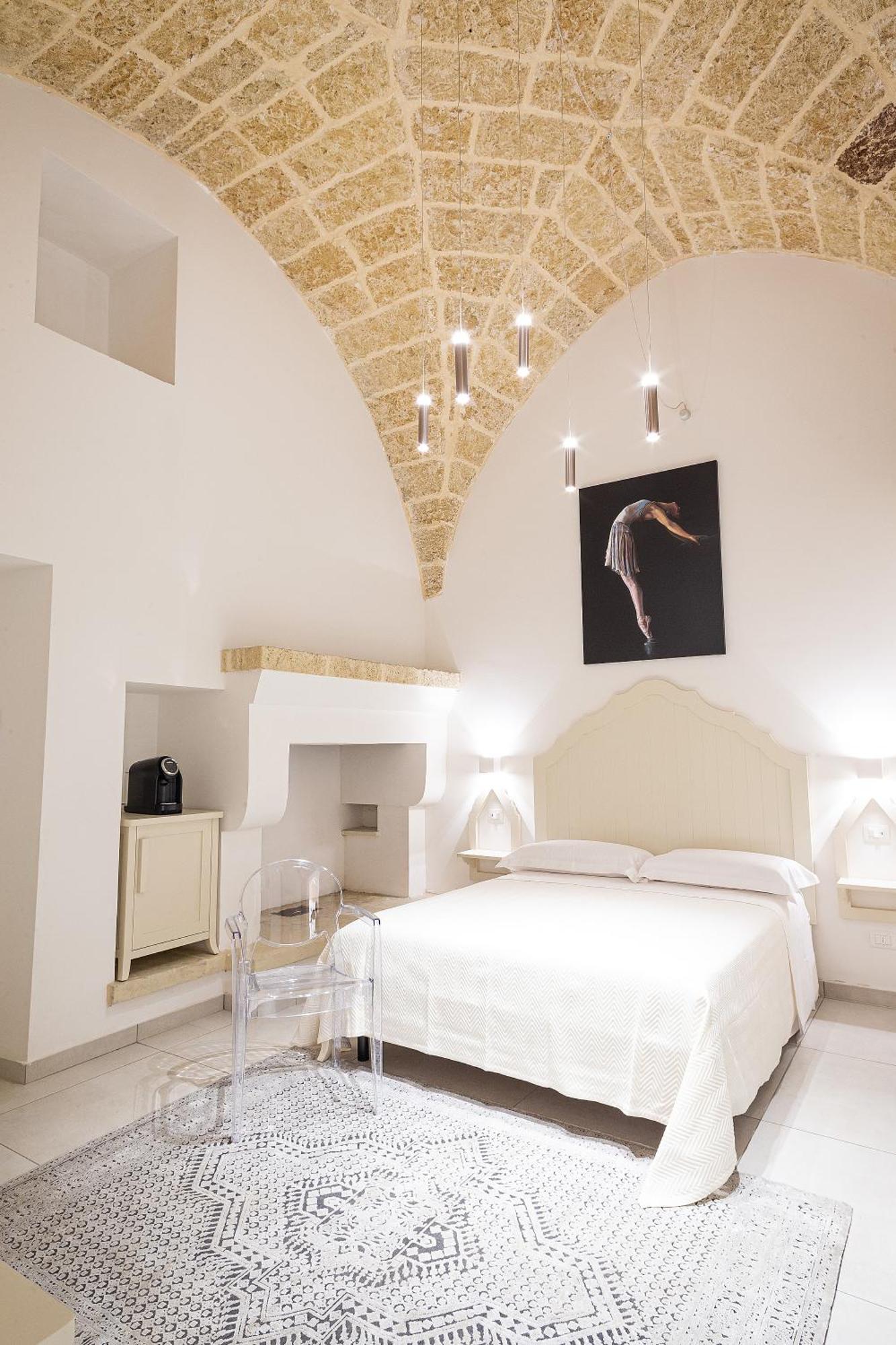 Palazzo Alma Luxury Rooms 카사라노 외부 사진